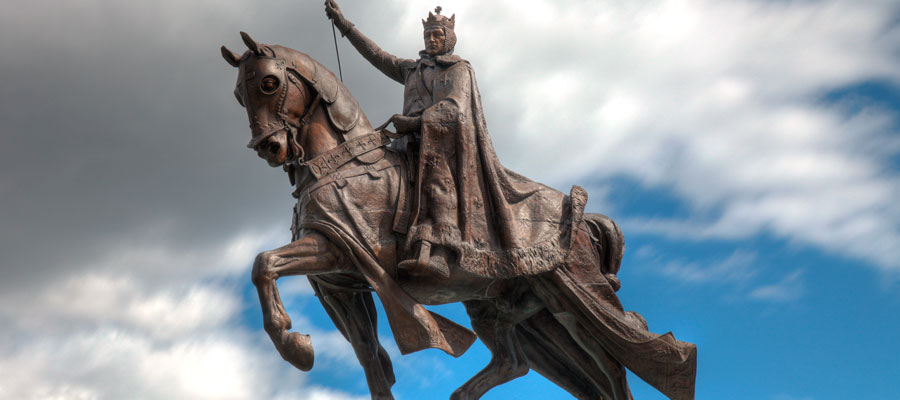 Statue of King Louis IX